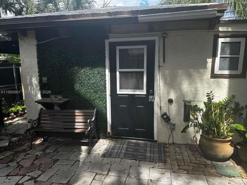 b-6837 Sw 39th Ter, Miami, FL, 33155 | Card Image