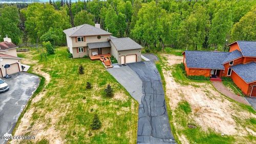 110 Wooded Glen Ct, Kenai, AK, 99611-6866 | Card Image