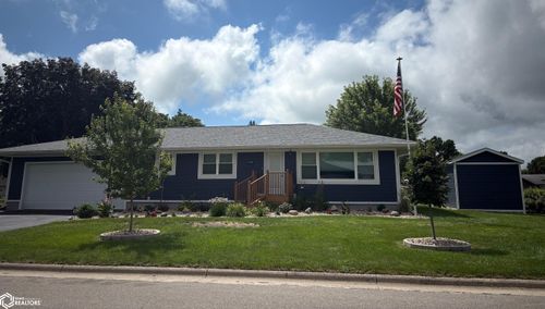 3102 3rd St, Emmetsburg, IA, 50536-1123 | Card Image