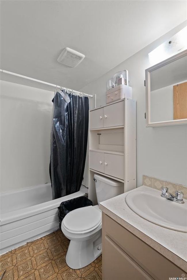 29 24 Th St E, House other with 5 bedrooms, 4 bathrooms and 4 parking in Prince Albert SK | Image 37