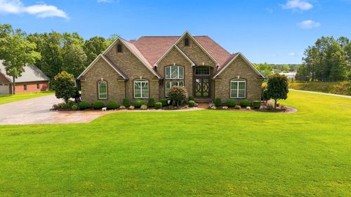 48 Airport Ct, Waverly, TN, 37185-3074 | Card Image
