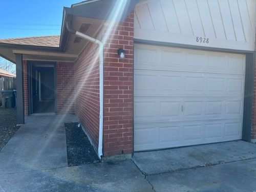 8928 Greenmound Ave, Dallas, TX, 75227-8363 | Card Image