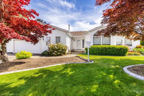 1362 W Tanglewood Ct, Hayden, ID, 83835-8805 | Card Image