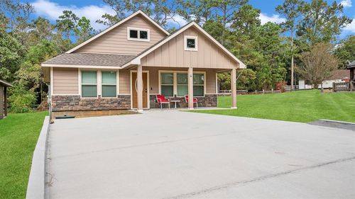 4 Firewood Rd, Huntsville, TX, 77340-1419 | Card Image