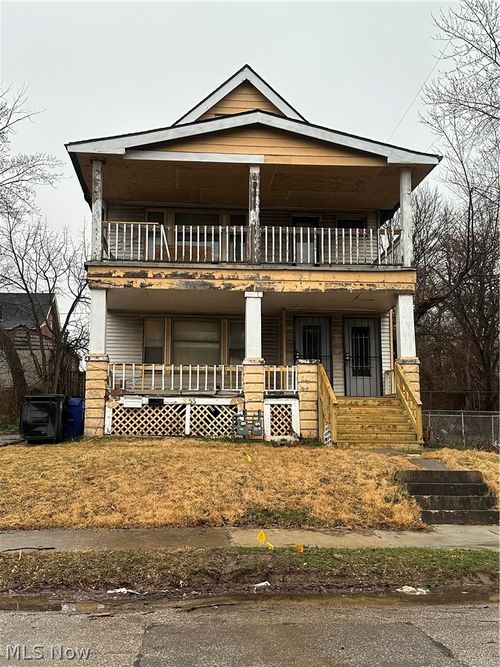 3153 E 102nd St, Cleveland, OH, 44104-5324 | Card Image