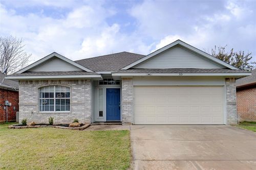 315 Texas Drive, Lake Dallas, TX, 75065 | Card Image