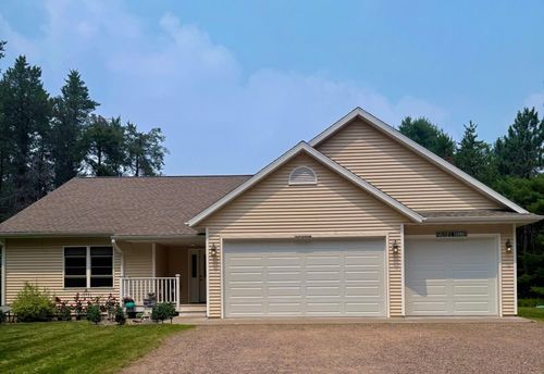 7402 Forest Dr, Minocqua, WI, 54548-9170 | Card Image