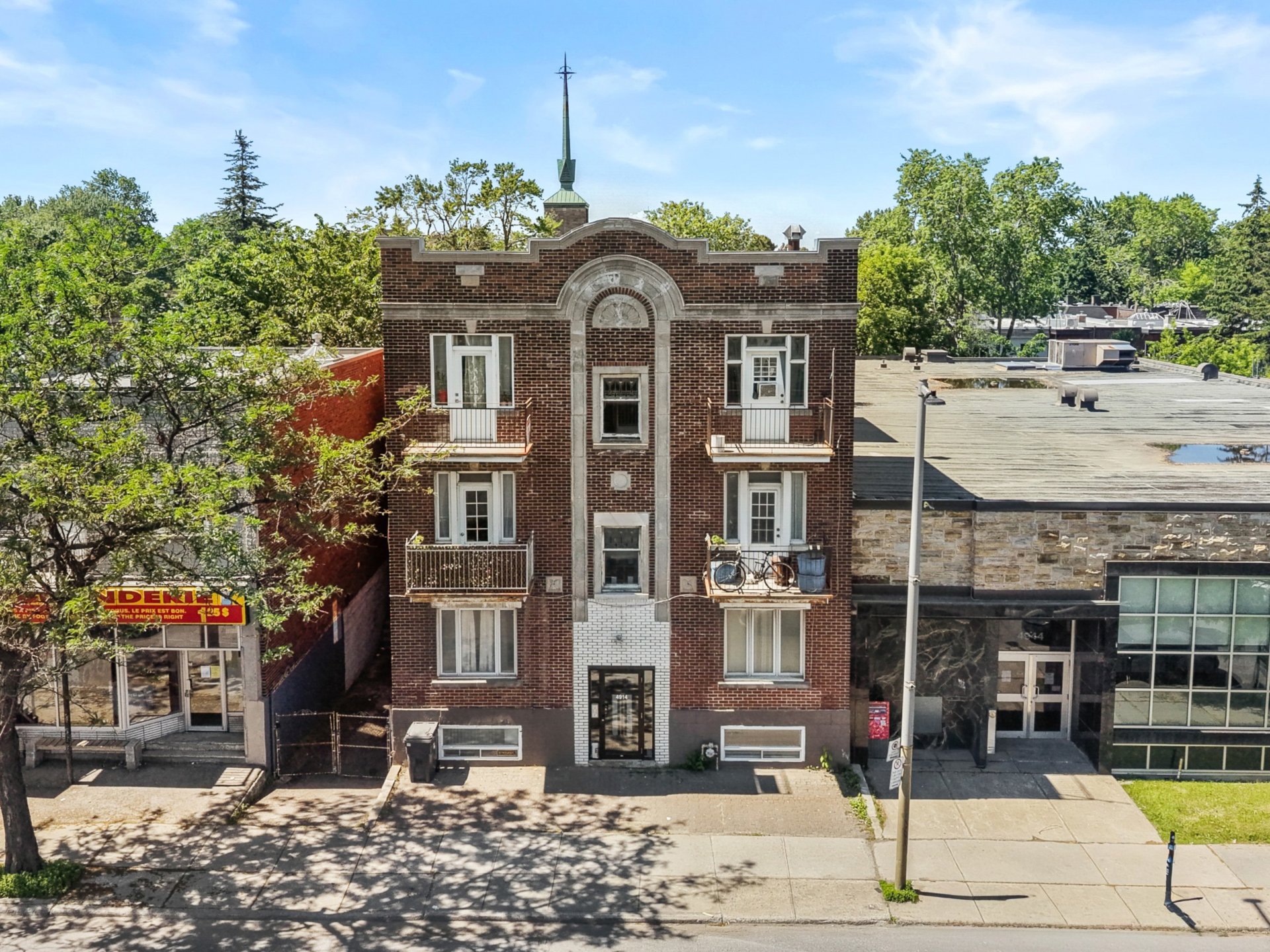 Residential in Montréal (Côte-des-Neiges/Notre-Dame-de-Grâce)