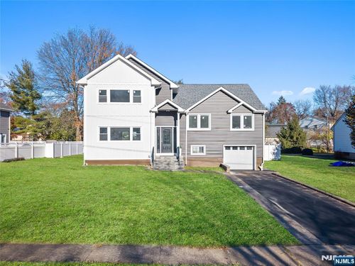 28 Charles St, Clifton, NJ, 07013-3837 | Card Image