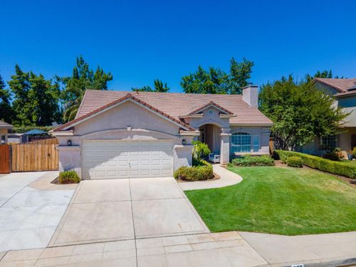 862 N Mcarthur, Clovis, CA, 93611 | Card Image