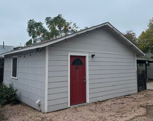 b-704 W 34th St, Austin, TX, 78705-1205 | Card Image