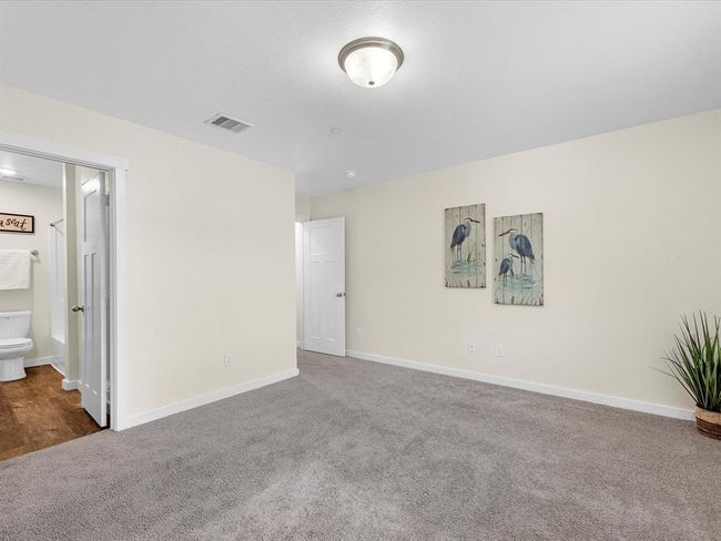 Primary Bedroom | Image 10