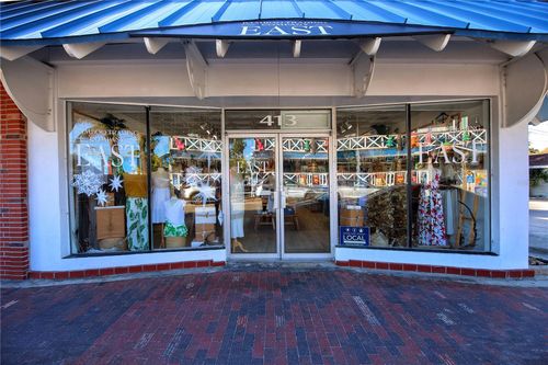 413 Flagler Ave, New Smyrna Beach, FL, 32169-2640 | Card Image