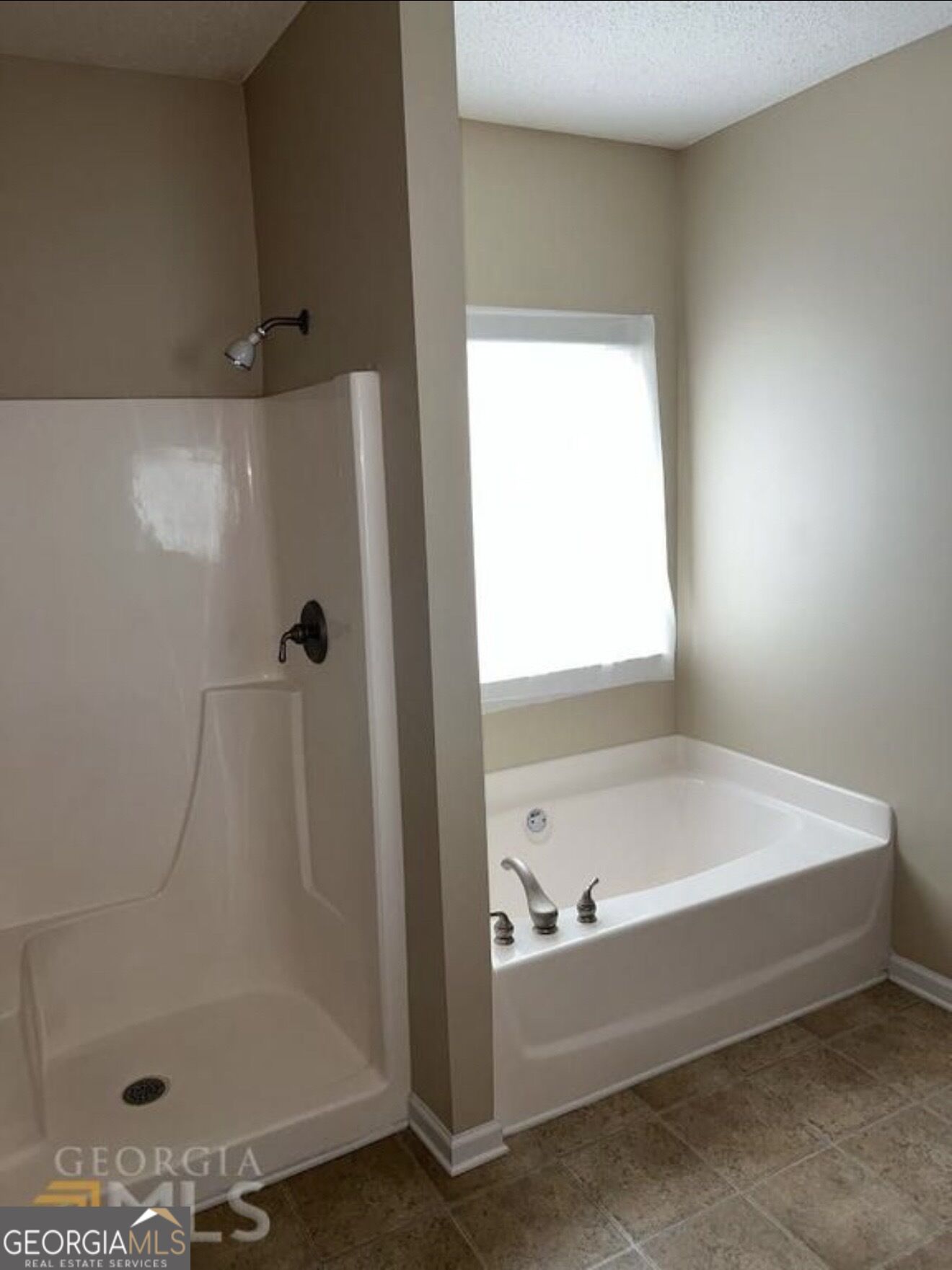 Residential Lease in Locust Grove 5