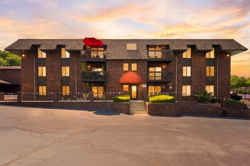 unit-80-170 Wilshire Drive, Hollister, MO, 65672 | Card Image