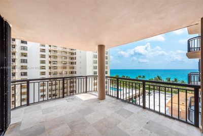 603 - 10175 Collins Ave, Condo with 2 bedrooms, 2 bathrooms and null parking in Bal Harbour FL | Image 1