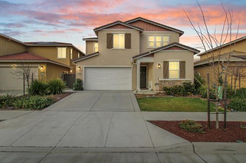 3843 Stanwick Avenue, Sacramento, CA, 95835 | Card Image