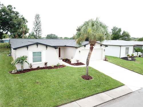 8448 Newton Dr, PORT RICHEY, FL, 34668-4241 | Card Image