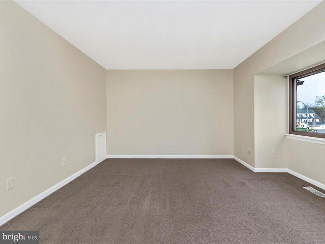 11-05 - 5843 Hunt Hill Dr, Townhouse with 2 bedrooms, 3 bathrooms and null parking in ELKRIDGE MD | Image 14