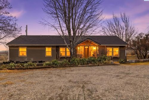 47305 S 2066 Pr Se, Kennewick, WA, 99337-6905 | Card Image