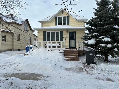 215 3rd St Se, Barnesville, MN, 56514-3603 | Card Image