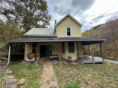 56260 Key Bellaire Rd, Bellaire, OH, 43906-9564 | Card Image