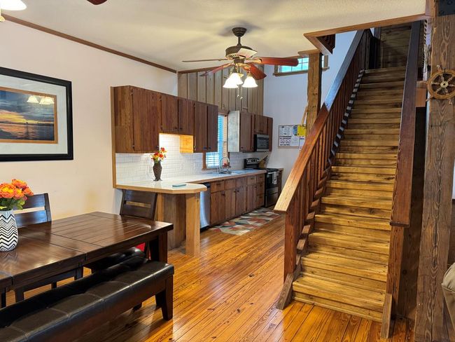 1715 Cedar St Ne, House other with 2 bedrooms, 2 bathrooms and null parking in Steinhatchee FL | Image 16
