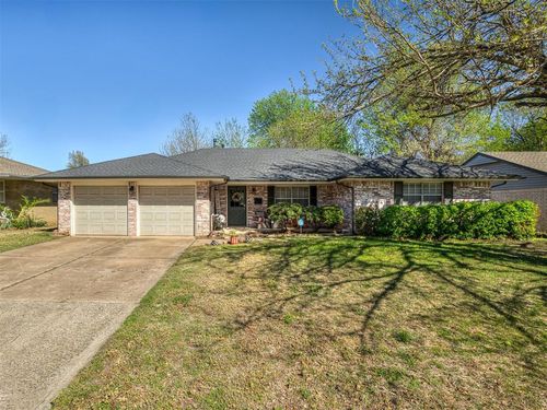 2204 Bellaire Drive, Moore, OK, 73160 | Card Image