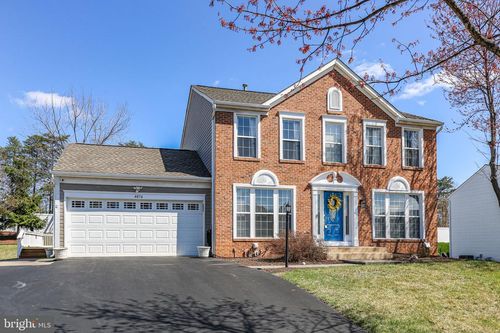 4074 Elkwood Ct, WOODBRIDGE, VA, 22193-5710 | Card Image