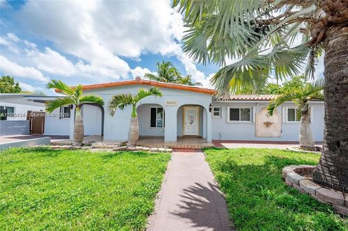 11950 Sw 182nd Ter, Miami, FL, 33177-2445 | Card Image