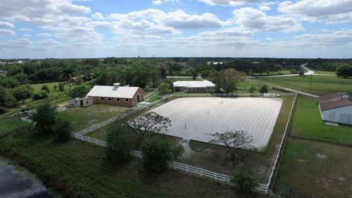 barn-2792 Appaloosa Trl, Wellington, FL, 33414-7637 | Card Image