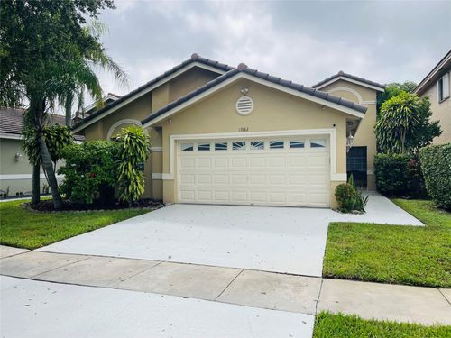 17682 Sw 5th St, Pembroke Pines, FL, 33029-4021 | Card Image