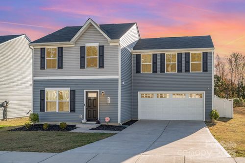 660 Pointe Andrews Dr, Concord, NC, 28025-8559 | Card Image