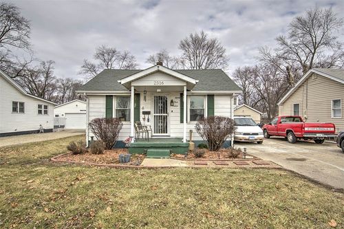 2316 E Division St, Decatur, IL, 62526-5123 | Card Image