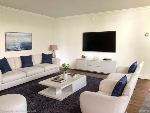 475 S Adams Rd, Birmingham, MI, 48009-6752 | Card Image