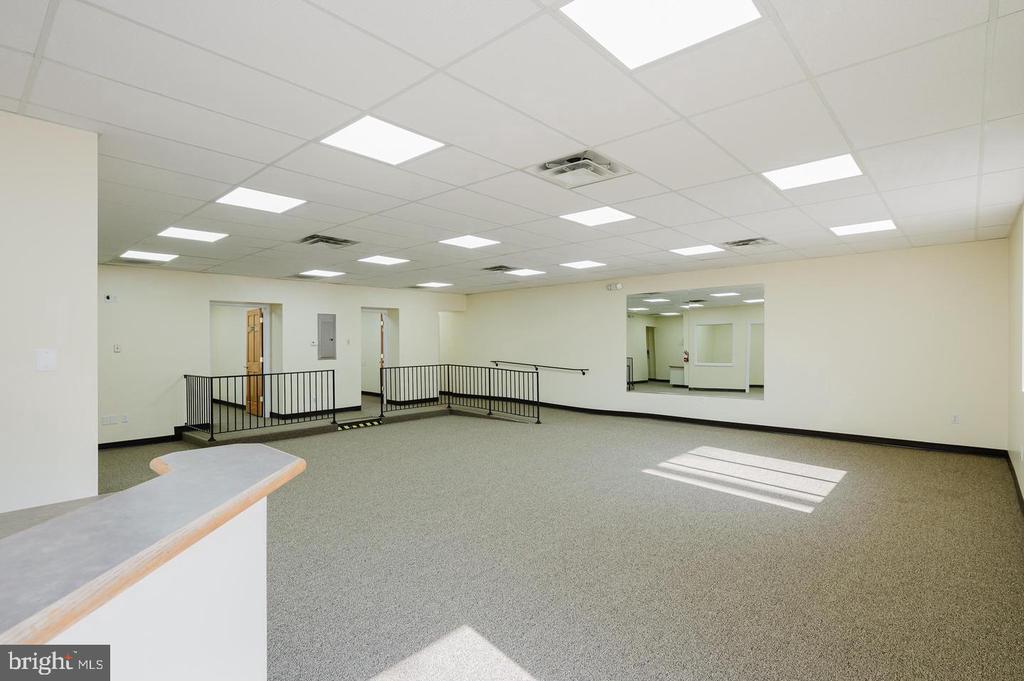 Commercial Lease in ABERDEEN 4