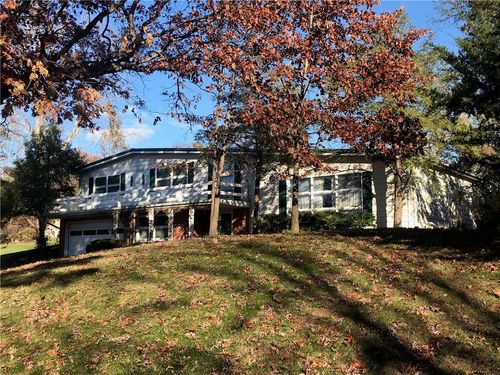 3210 Fields Ct, Decatur, IL, 62521-4815 | Card Image