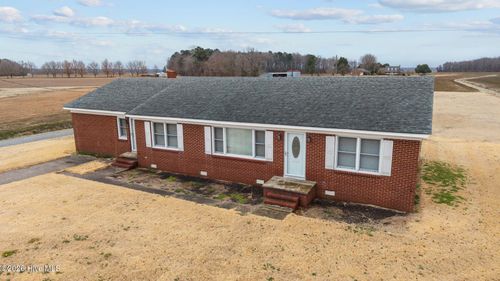 9576 Newland Rd, Creswell, NC, 27928-9272 | Card Image