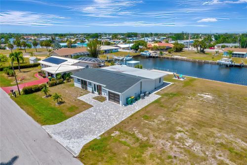 106 Leland St Se, PORT CHARLOTTE, FL, 33952-9129 | Card Image