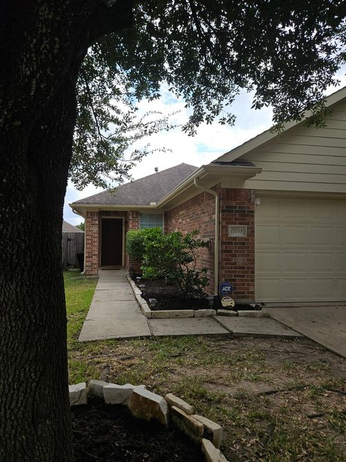15018 August Sunset Dr, Humble, TX, 77396-6004 | Card Image