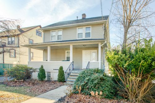 2-24 Hollow Wood Ln, Greenwich, CT, 06831-5002 | Card Image