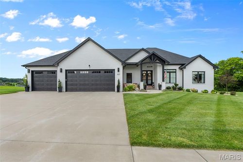 1015 Rose Bowl Dr, Cape Girardeau, MO, 63701-4645 | Card Image
