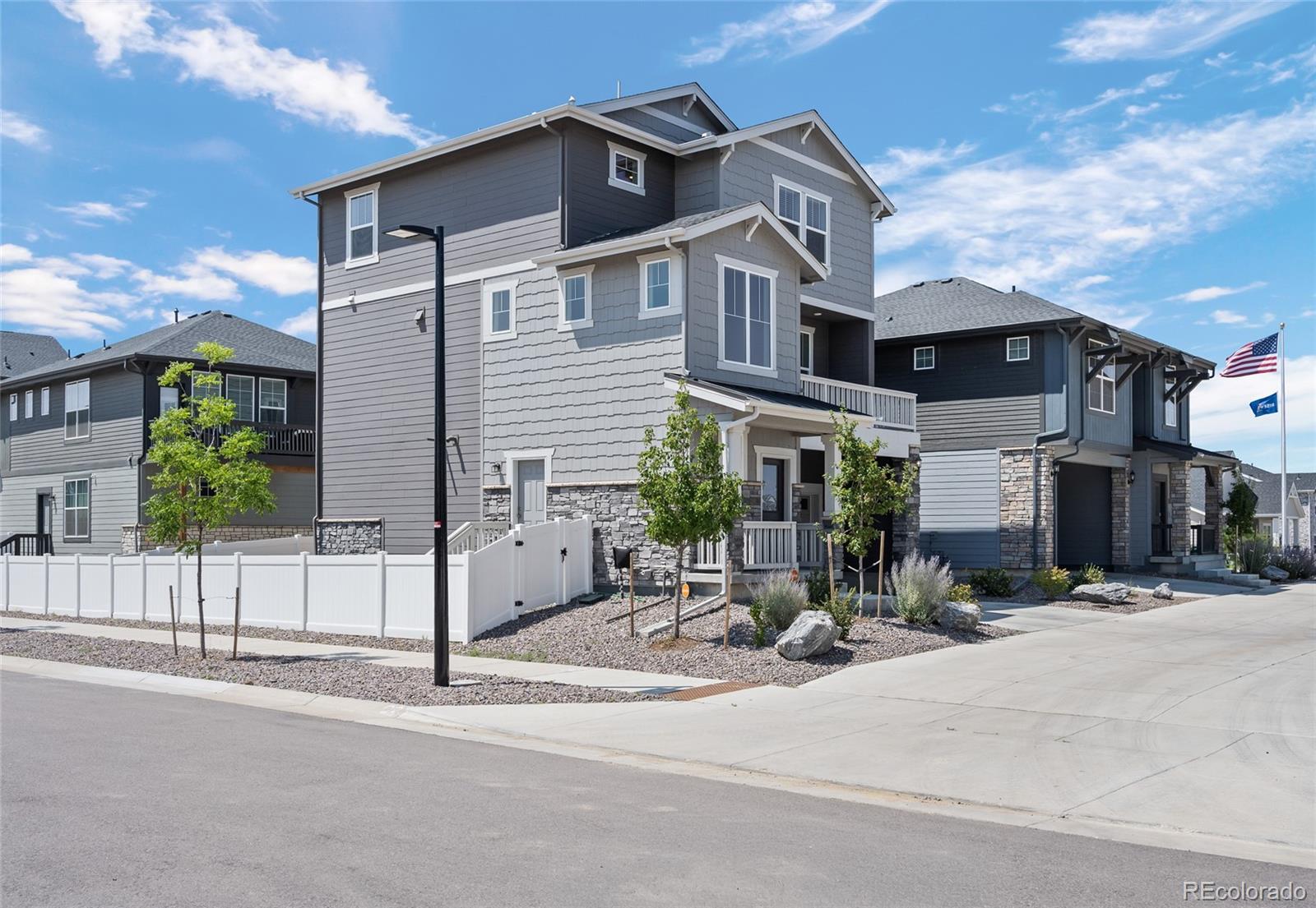 Residential in Aurora 4