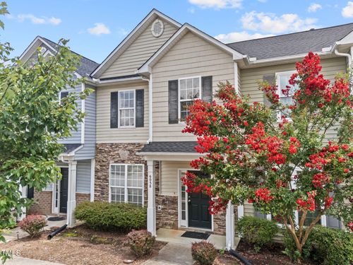 6058 San Marcos Way, Raleigh, NC, 27616-8425 | Card Image