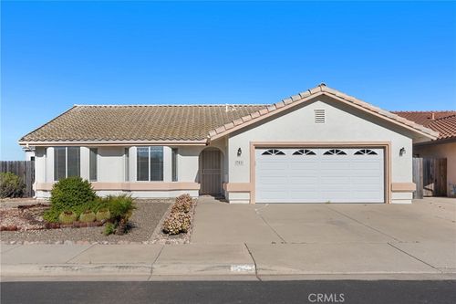 781 Koval Ln, Santa Maria, CA, 93455-7136 | Card Image