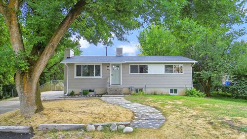 40 300, Wellsville, UT, 84339-9727 | Card Image