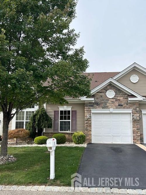 35 Timber Hill Dr, Monroe, NJ, 08831-7958 | Card Image