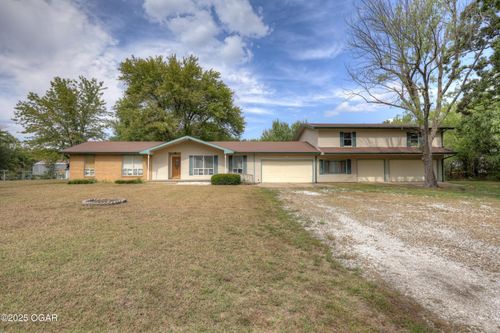 5545 W Fountain Rd, Joplin, MO, 64801-8684 | Card Image