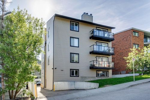 32-2414 14a Street Sw, Calgary, AB, T2T3X3 | Card Image