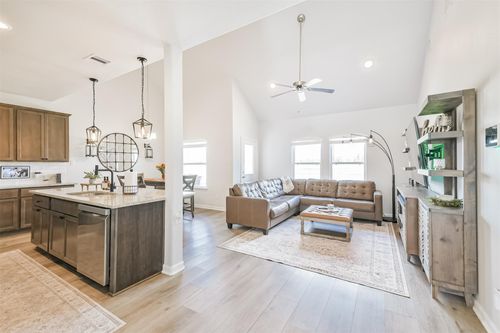 6138 Hazel Lake Dr, Conroe, TX, 77303-2580 | Card Image